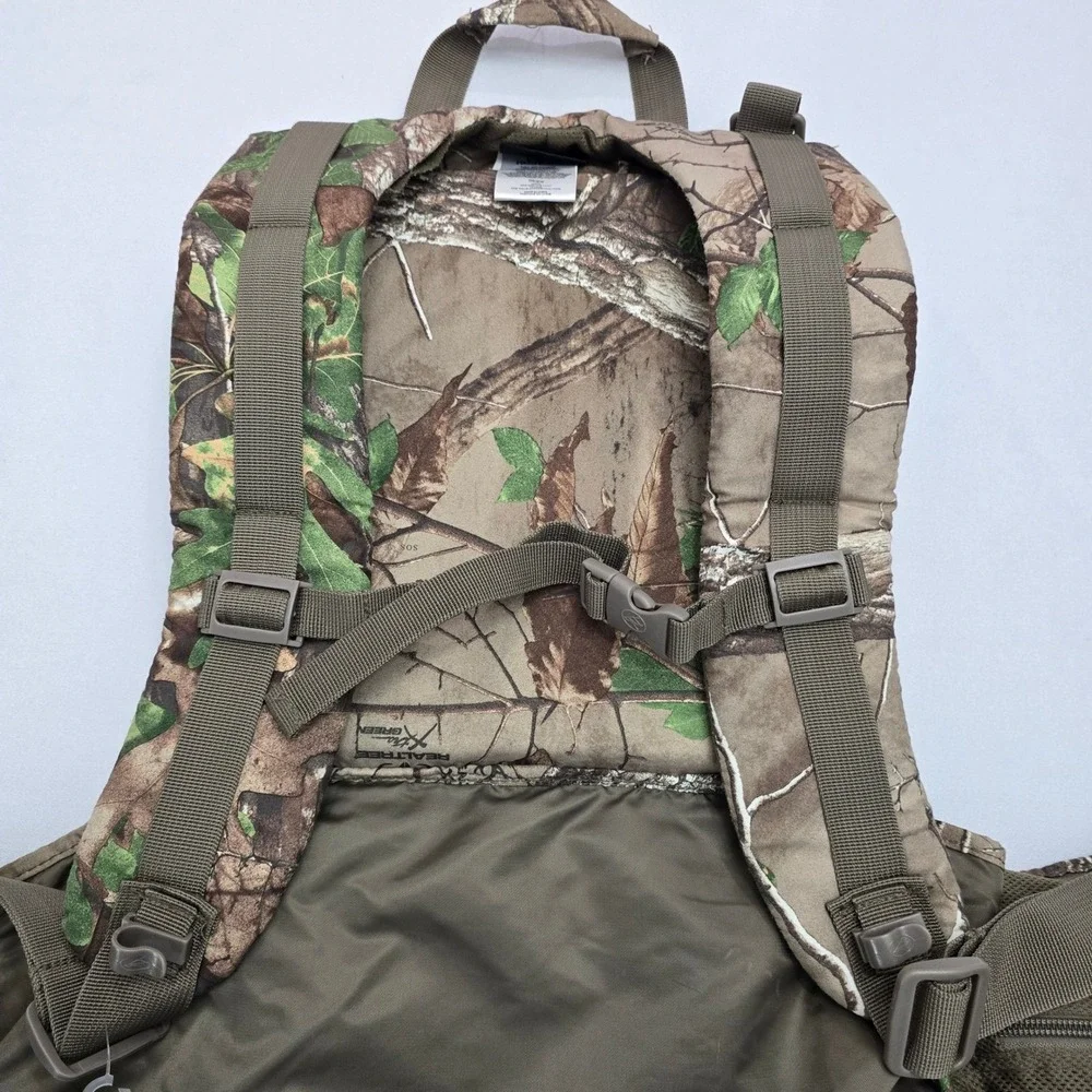 RedHead Realtree Xtra Green Camo Hunting Vest with Padded Seat Men One Size